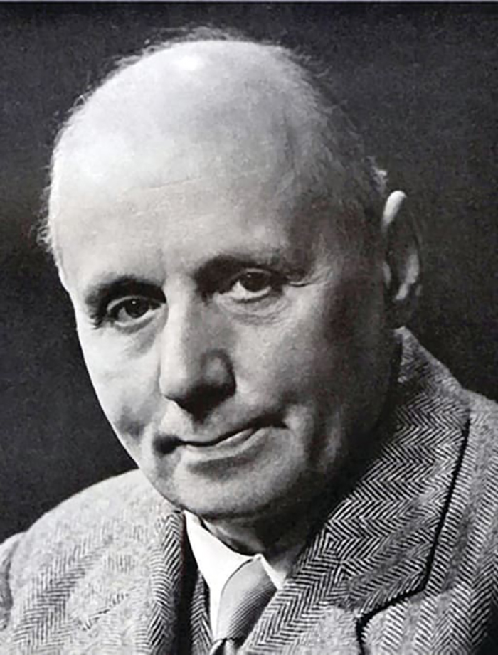 1213-Kurt-Hahn-791x1041 拷贝.jpg